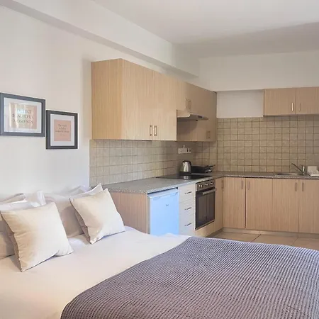 Апартаменты Phaedrus Living Hoopoe Residencies 103 *